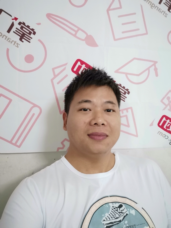 轻静地行走着的第一张照片--黄冈父母相亲团