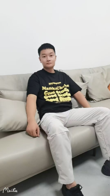 东东的第一张照片--黄冈父母相亲团